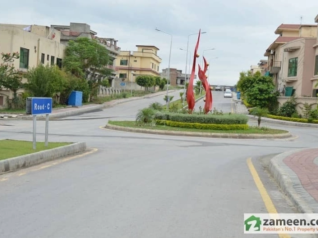 2.8 Marla Fully Furnished Apartment For Rent In Civic Center Phase 4 Bahria Town