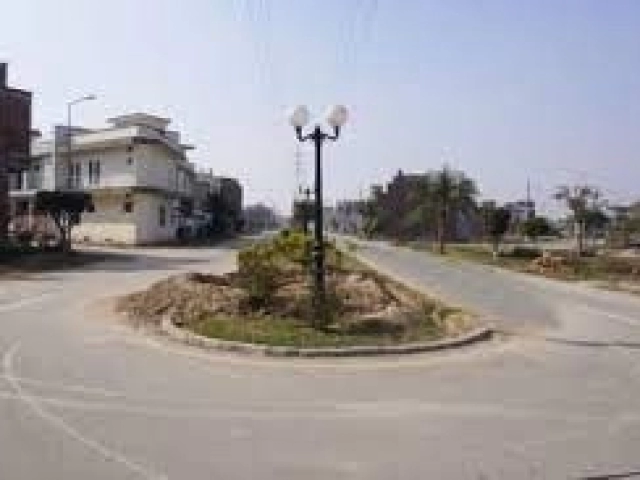  5 Marla Lower Portion For Rent Situated In Gulshan-e-Rehman, Faisalabad