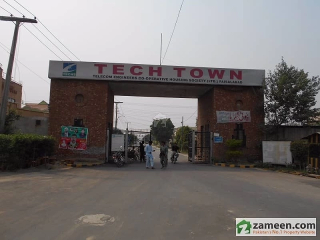  10 Marla house  For Rent In TECH Town (TNT Colony), Satiana Road, Faisalabad